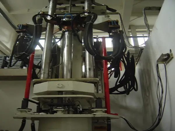 Vacuum Consumable Arc Furnace-5